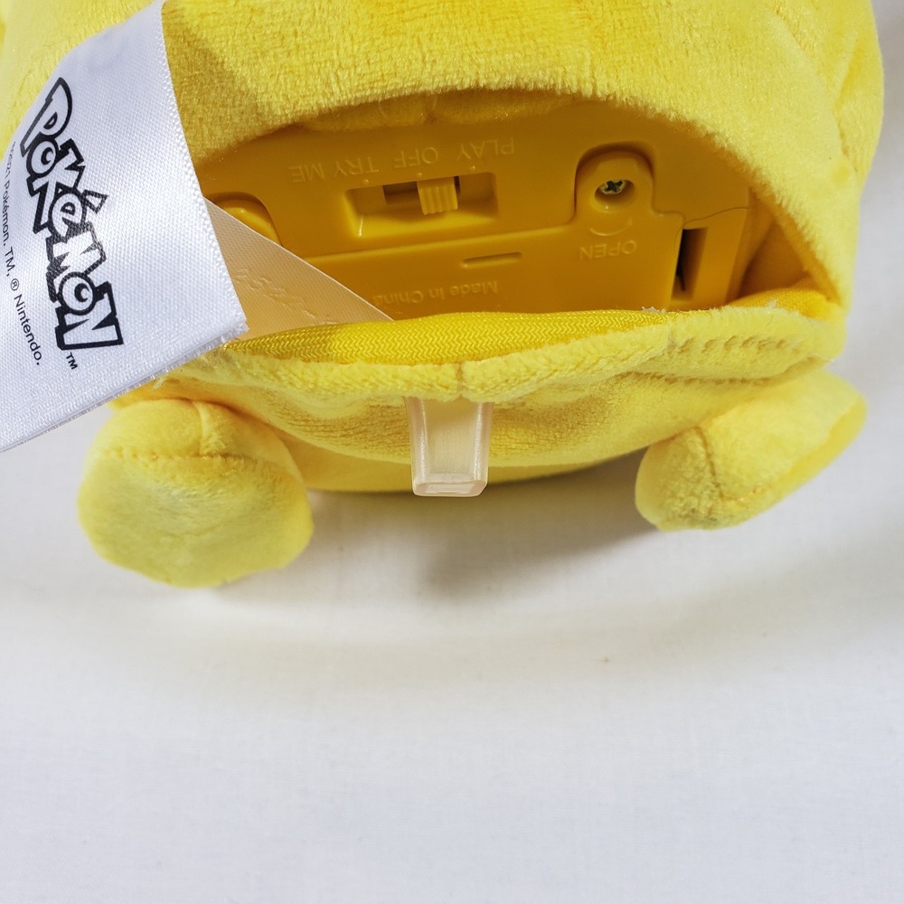 Pokemon Pikachu 12 Inch‎ Interactive Plush Toy Yellow PKW2365 2021 Nintendo - Picture 8 of 13